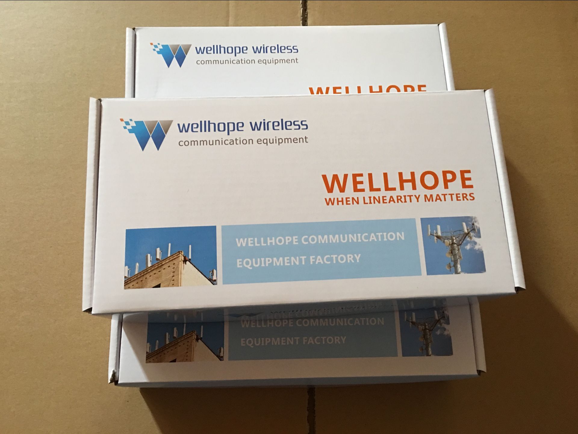  2017 / 7 / 26 Wellhope Wireless 2000PCS 2.4GHz Anténa WH-24GHZ-02 